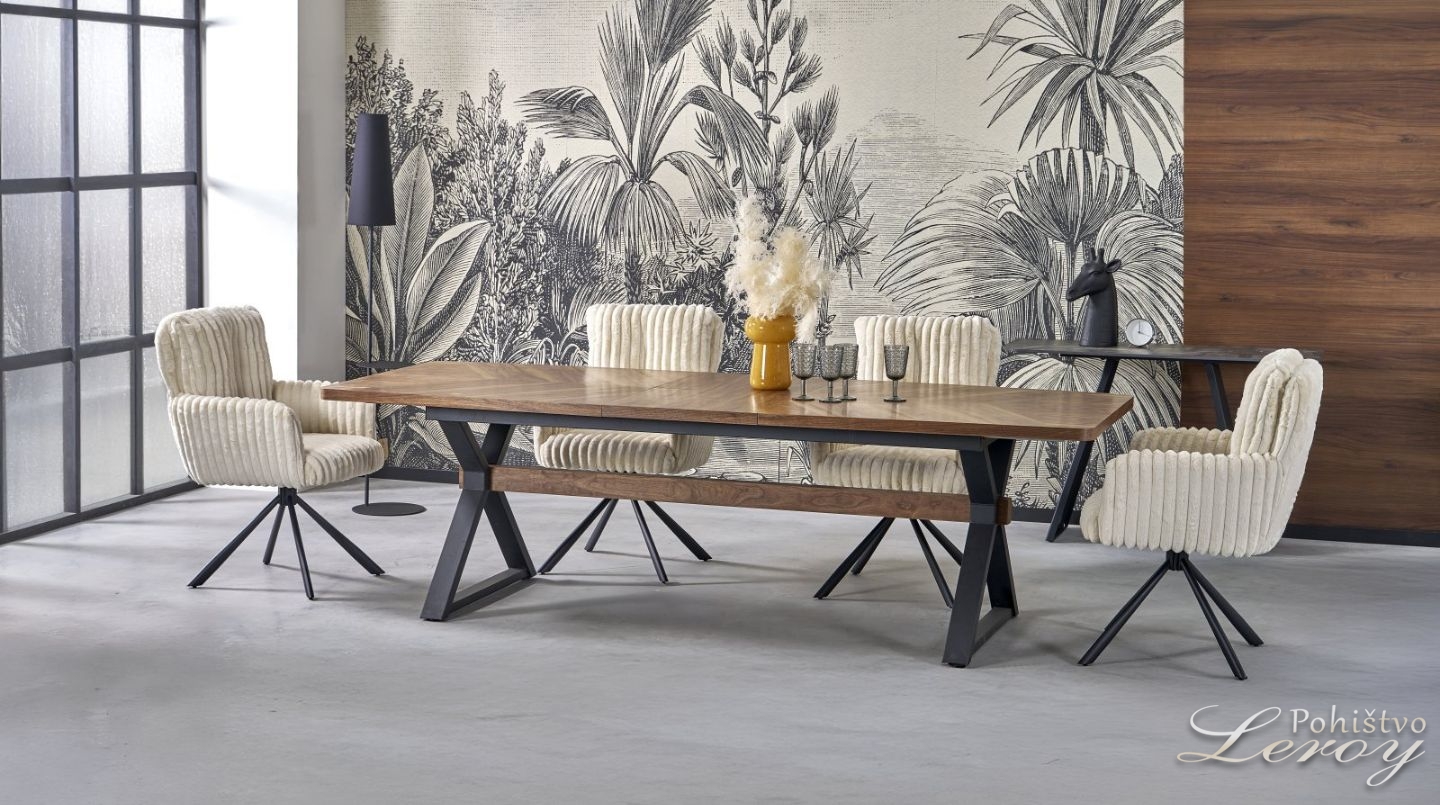 Jedilna miza .Zusina